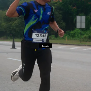 Runner Photo 7575450