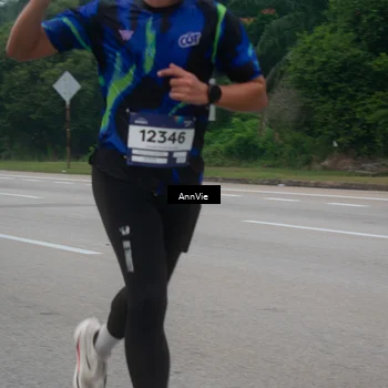 Runner Photo 7575453