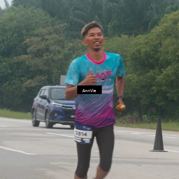 Runner Photo 7575462