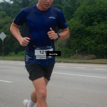 Runner Photo 7575465
