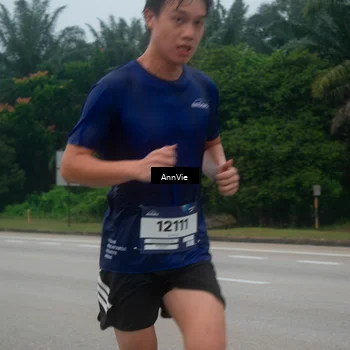 Runner Photo 7575469