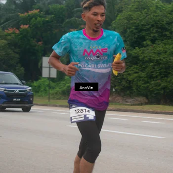Runner Photo 7575512