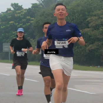 Runner Photo 7575518