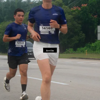 Runner Photo 7575558