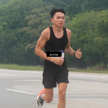 Runner Photo 7575563