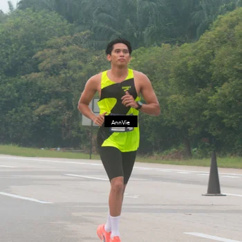 Runner Photo 7575612