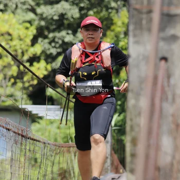 Runner Photo 75780