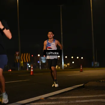Runner Photo 7585959