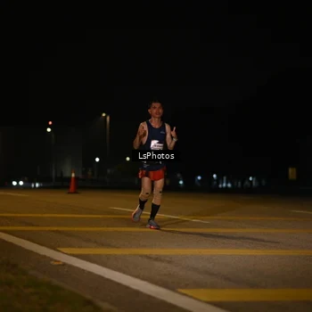 Runner Photo 7585964