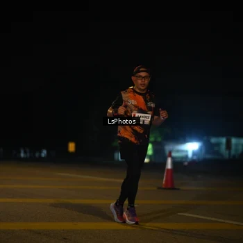 Runner Photo 7585967