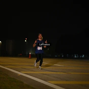 Runner Photo 7585968