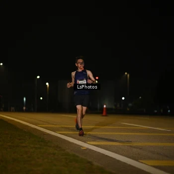 Runner Photo 7585969
