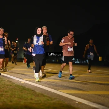 Runner Photo 7585971