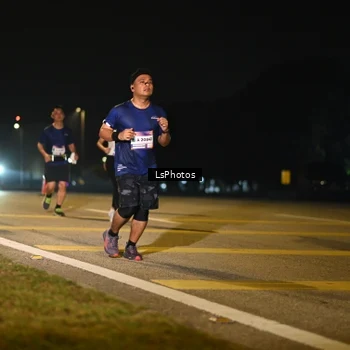 Runner Photo 7585979