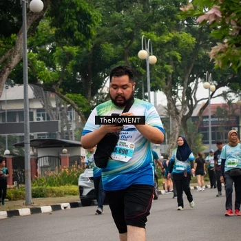 Runner Photo 7585985