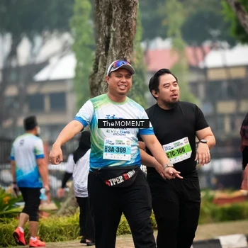 Runner Photo 7585991