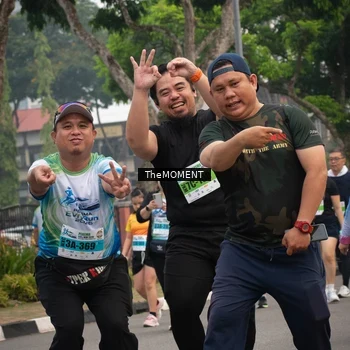 Runner Photo 7585994