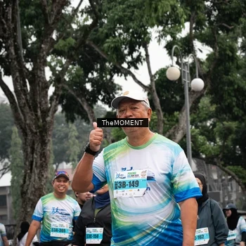 Runner Photo 7586001