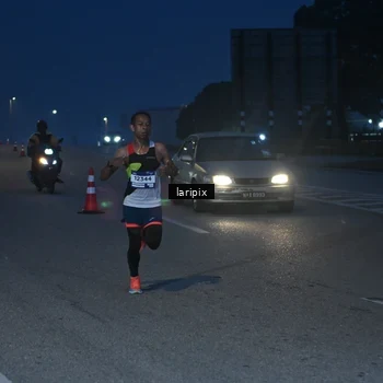 Runner Photo 7586007