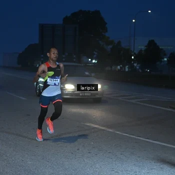 Runner Photo 7586013