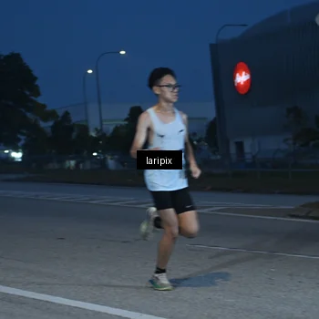 Runner Photo 7586045