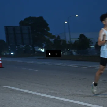Runner Photo 7586049