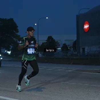 Runner Photo 7586055