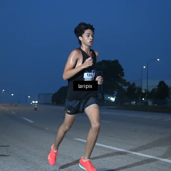 Runner Photo 7586078