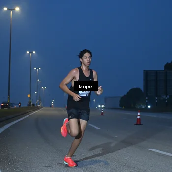 Runner Photo 7586086