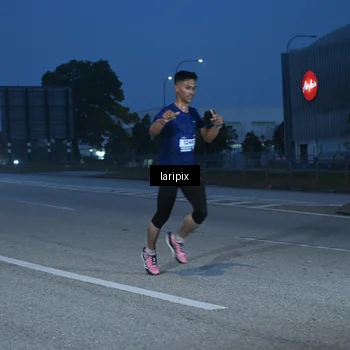 Runner Photo 7586094