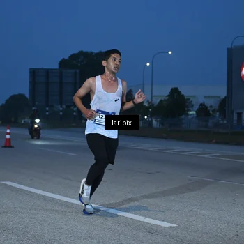 Runner Photo 7586116
