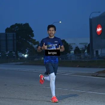 Runner Photo 7586127