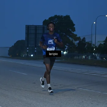Runner Photo 7586142