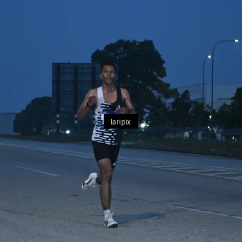 Runner Photo 7586149