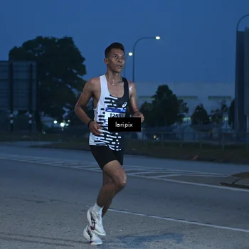 Runner Photo 7586155