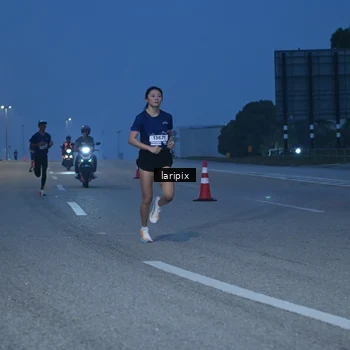 Runner Photo 7586175