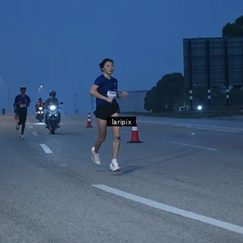Runner Photo 7586184