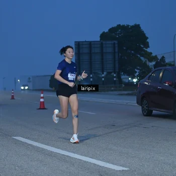 Runner Photo 7586185