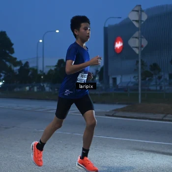 Runner Photo 7586219