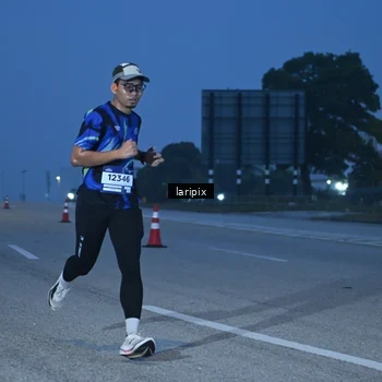 Runner Photo 7586226