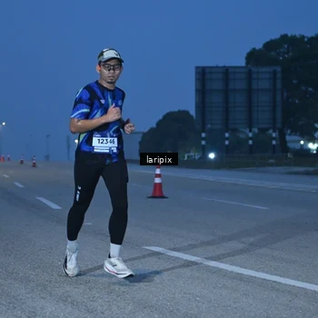 Runner Photo 7586227