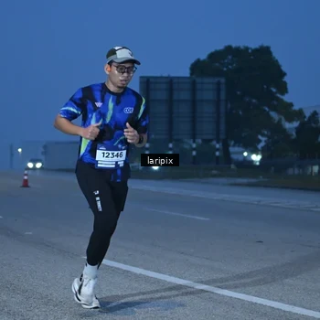 Runner Photo 7586231