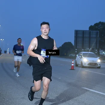 Runner Photo 7586258