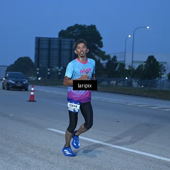 Runner Photo 7586286