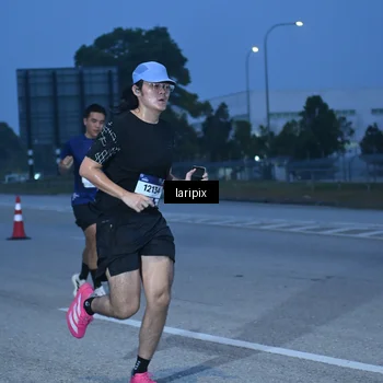 Runner Photo 7586300
