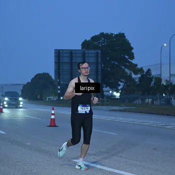 Runner Photo 7586316