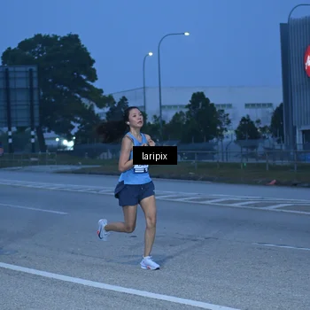 Runner Photo 7586342