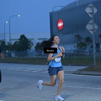 Runner Photo 7586347