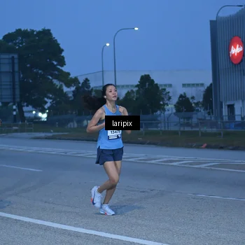 Runner Photo 7586348