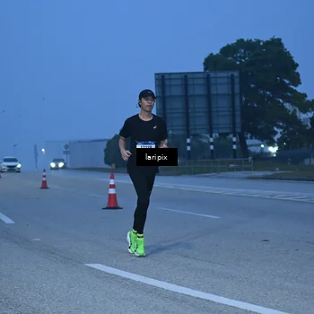 Runner Photo 7586370